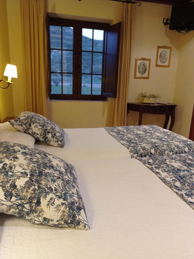 El Cuartel De Lugueros Otel Dış mekan fotoğraf