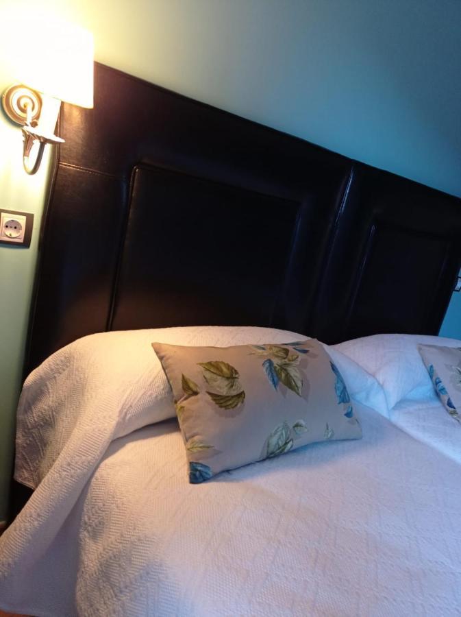 El Cuartel De Lugueros Otel Dış mekan fotoğraf